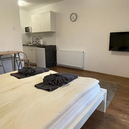 Apartamento CITY Apartmanház Balatonföldvár *